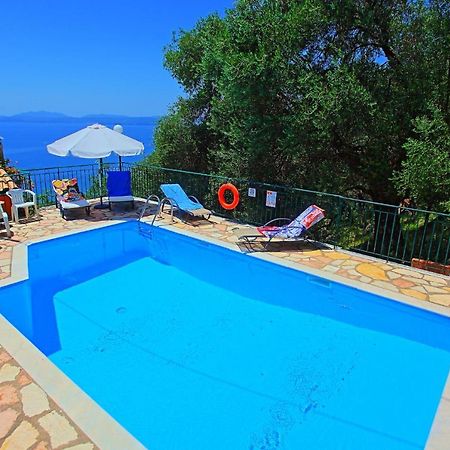 ニサキオン Seaview Calypsoヴィラ エクステリア 写真